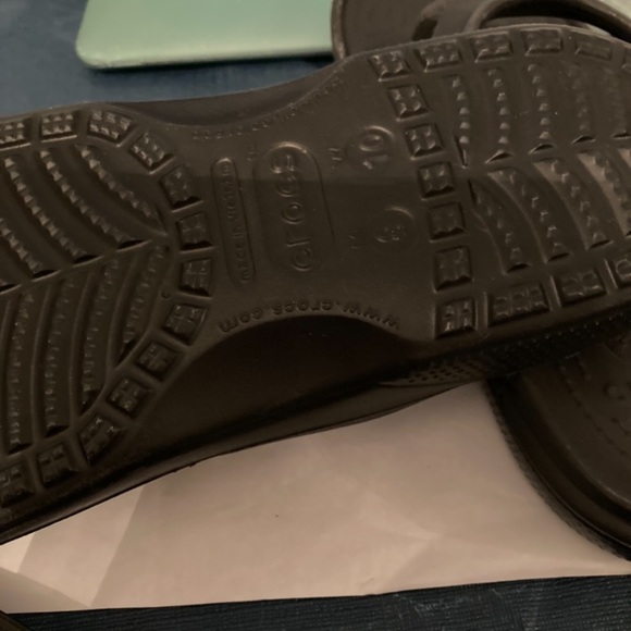 Crocs thongs - Picture 4 of 4